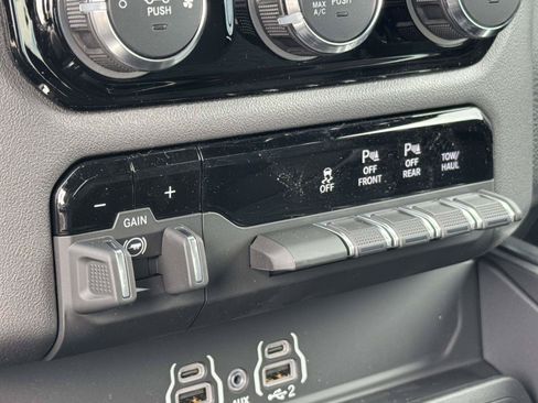 New 2026 RAM 1500 Big Horn w/ Night Edition AWD/4WD image 6
