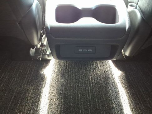 Used 2025 Honda Odyssey Touring image 20
