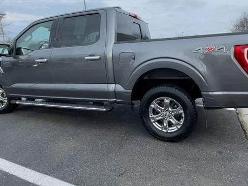 Used 2021 Ford F150 XLT w/ Equipment Group 302A High image 4