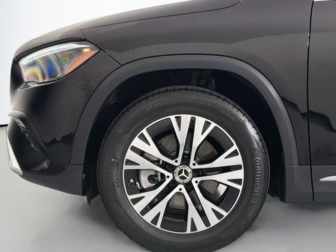 Certified 2025 Mercedes-Benz GLA 250 image 11