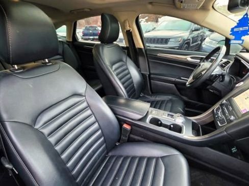 Used 2019 Ford Fusion SEL image 35