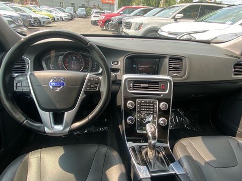Used 2015 Volvo S60 T5 Premier w/ Convenience Package FWD image 11