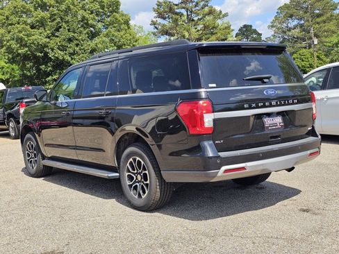 Used 2023 Ford Expedition Max XLT AWD/4WD image 12