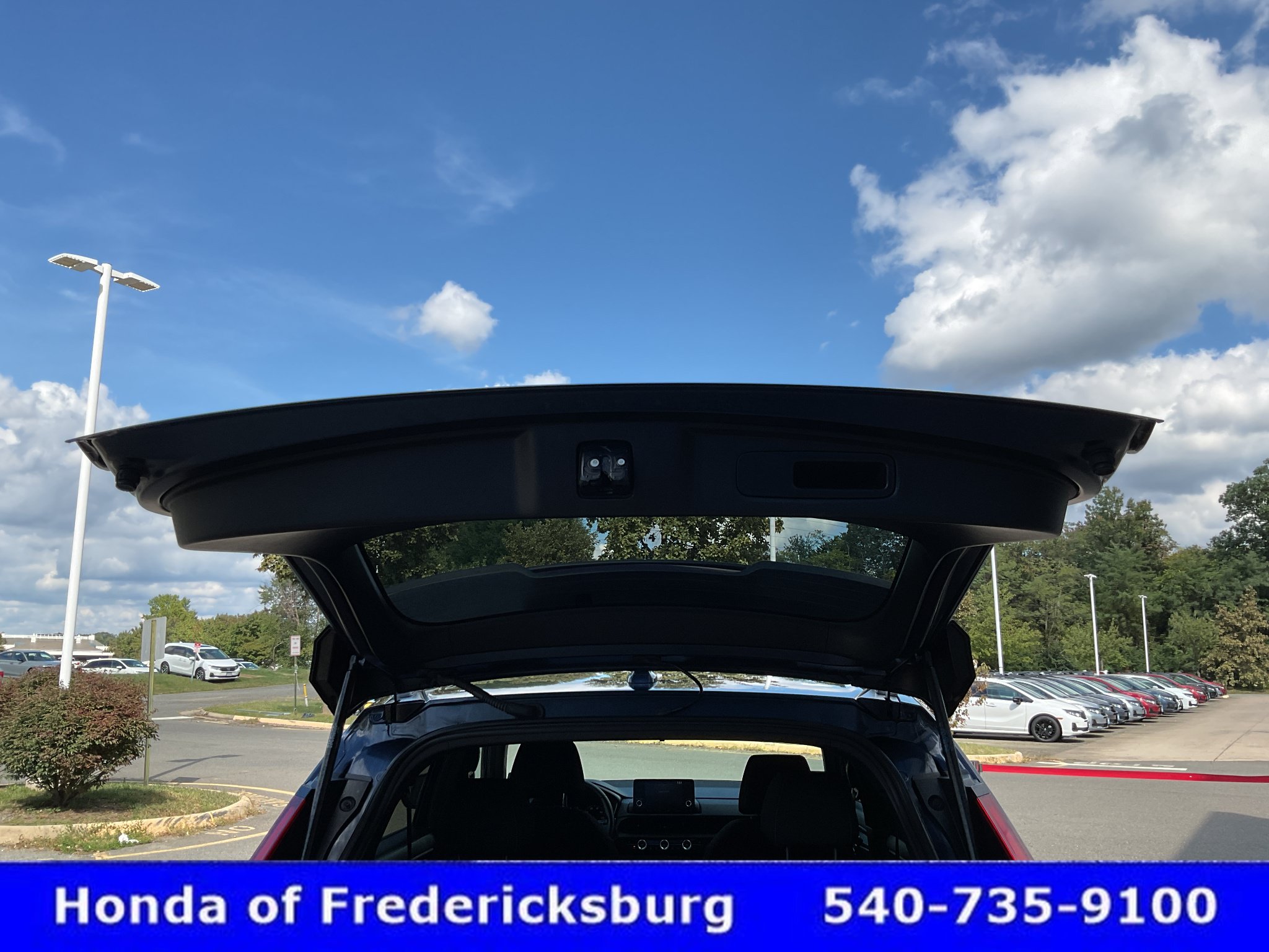 Used 2025 Honda CR-V Sport image 17