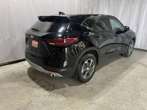 Used 2025 Chevrolet Blazer LT AWD/4WD image 8