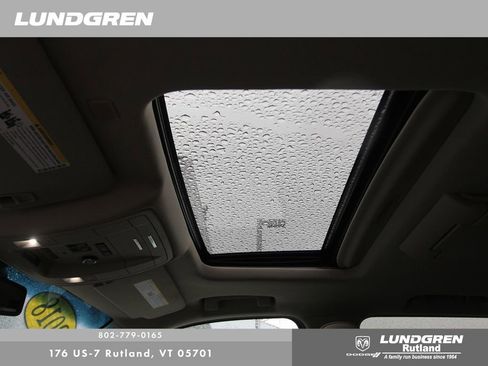 Used 2018 Chevrolet Tahoe Premier image 31