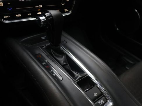 Used 2017 Honda HR-V EX image 24
