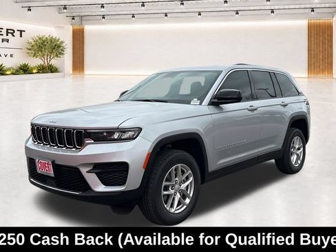 New 2025 Jeep Grand Cherokee Laredo X w/ Luxury Tech Group I RWD image 4