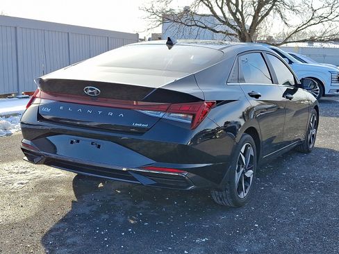 Certified 2023 Hyundai Elantra Limited image 5
