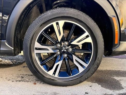 Used 2024 Mitsubishi Eclipse Cross SE image 9