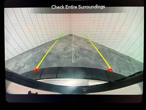 Used 2022 Jeep Wrangler Unlimited Sahara w/ Cold Weather Group image 21