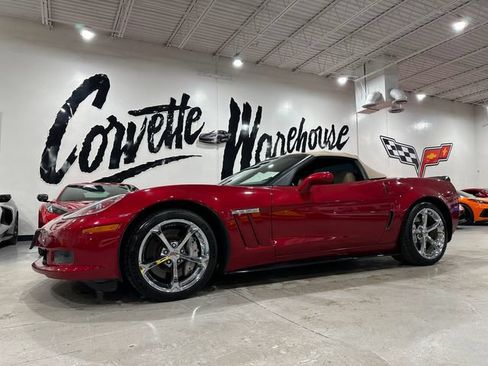 Used 2011 Chevrolet Corvette Grand Sport w/ Preferred Equipment Group RWD image 1