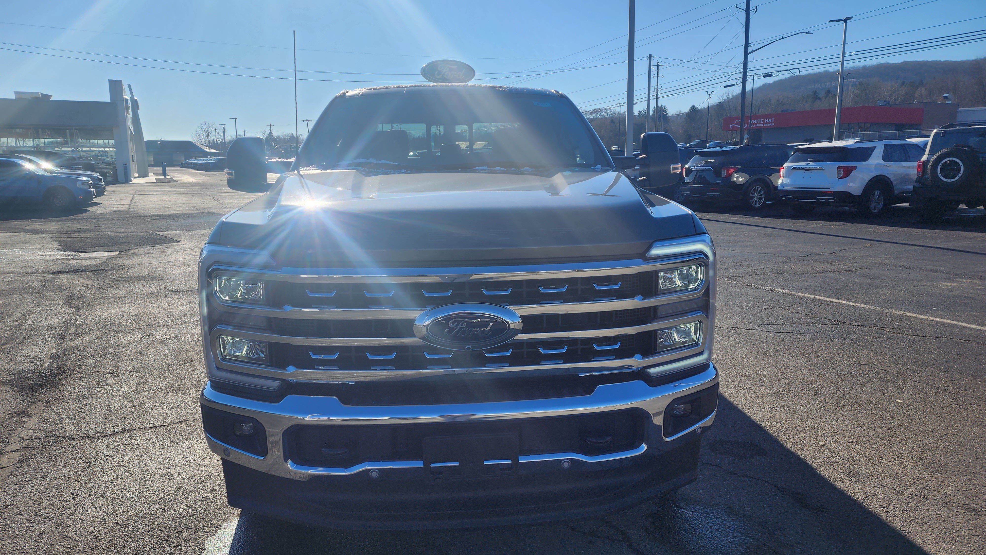 Used 2024 Ford F250 Lariat w/ Lariat Ultimate Package AWD/4WD image 2