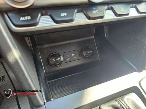 Used 2020 Hyundai Elantra SE w/ Cargo Package (C1) FWD image 26