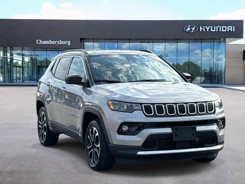 Used 2024 Jeep Compass Limited image 1