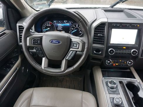 Used 2020 Ford Expedition Max XLT w/ Equipment Group 202A image 5