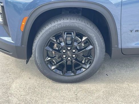 New 2026 Chevrolet Traverse LT w/ Midnight/Sport Edition FWD image 7