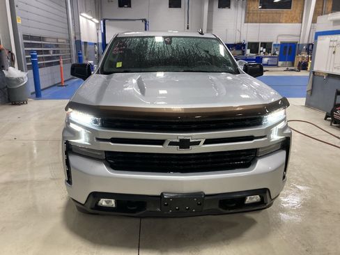 Used 2021 Chevrolet Silverado 1500 RST w/ Z71 Off-Road Package image 2