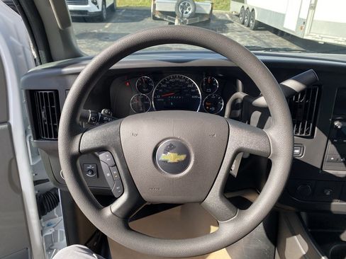 New 2025 Chevrolet Express 3500 w/ Power Convenience Package image 12