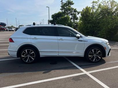 Used 2022 Volkswagen Tiguan SEL R-Line