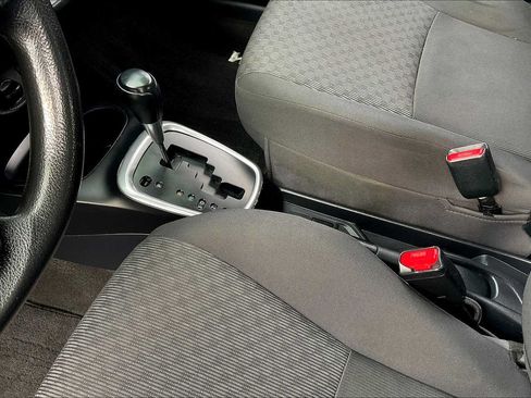 Used 2015 Toyota Yaris L FWD image 14