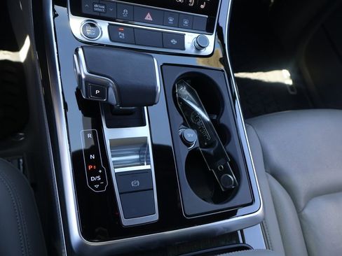 Used 2021 Audi Q7 3.0T Premium Plus AWD/4WD image 28