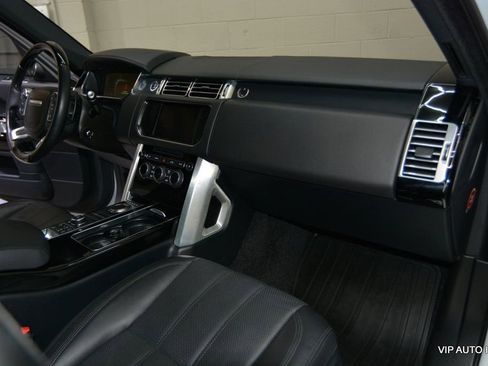 Used 2016 Land Rover Range Rover HSE image 12