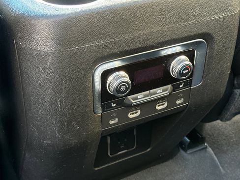 Used 2021 GMC Yukon XL Denali w/ LPO, Illumination Package image 13