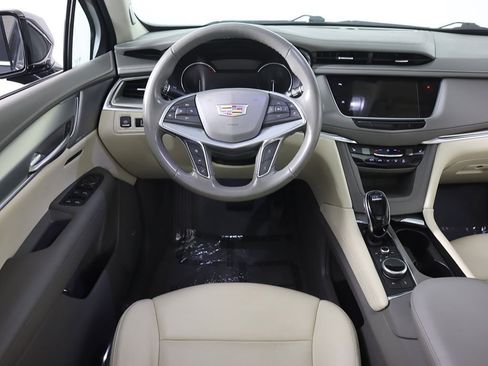 Used 2021 Cadillac XT5 Premium Luxury image 38
