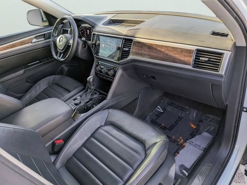 Used 2019 Volkswagen Atlas SEL Premium AWD/4WD image 12
