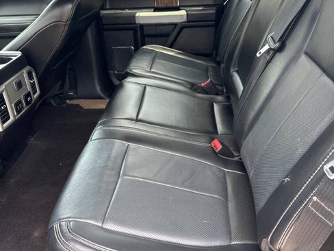 Used 2020 Ford F150 Lariat AWD/4WD image 10