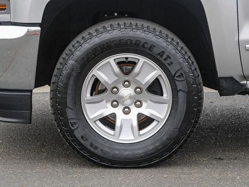 Used 2018 Chevrolet Silverado 1500 LT w/ All Star Edition image 9