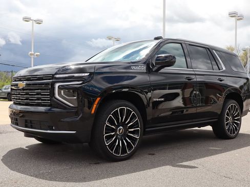 New 2026 Chevrolet Tahoe High Country AWD/4WD image 7