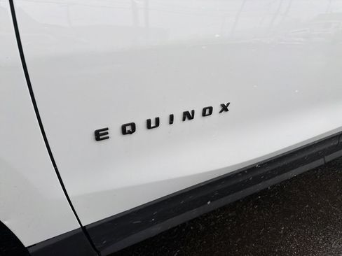 Used 2023 Chevrolet Equinox RS image 10