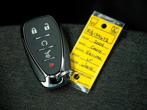 Used 2024 Chevrolet Equinox LT image 35