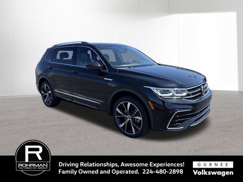 Used 2022 Volkswagen Tiguan SEL R-Line image 2