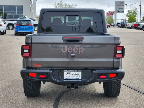 Certified 2024 Jeep Gladiator Rubicon AWD/4WD image 4
