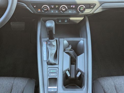 Used 2025 Honda Accord SE image 19