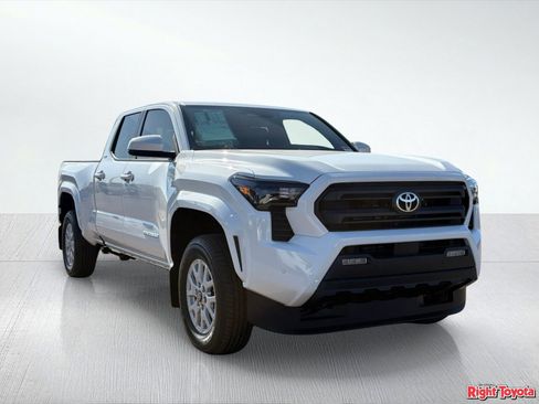 New 2026 Toyota Tacoma SR5 AWD/4WD image 9