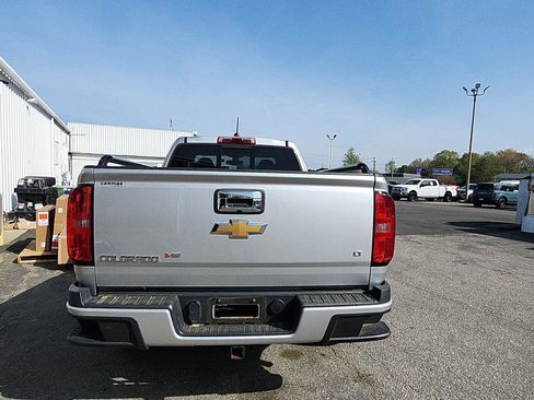 Used 2018 Chevrolet Colorado LT w/ LT Convenience Package image 4