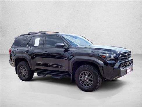 Used 2025 Toyota 4Runner SR5 AWD/4WD image 6