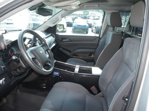 Used 2020 Chevrolet Tahoe 4WD image 2