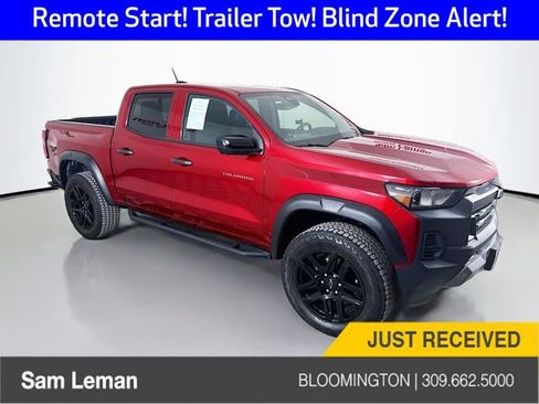 Used 2024 Chevrolet Colorado Trail Boss w/ Technology Package image 1