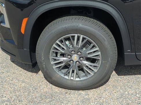 New 2026 Chevrolet Traverse LT w/ LPO, Floor Liner Package image 33