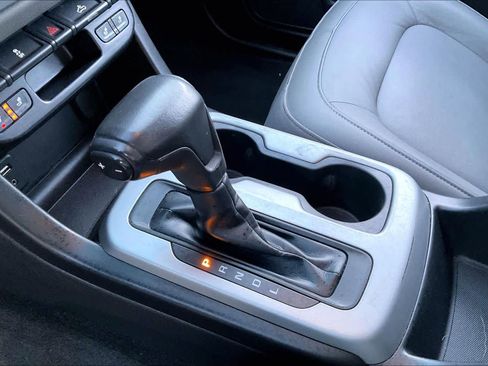 Used 2018 Chevrolet Colorado LT w/ Luxury Package, Chrome image 15