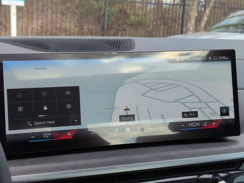 New 2026 BMW X5 xDrive50e w/ M Sport Package image 31