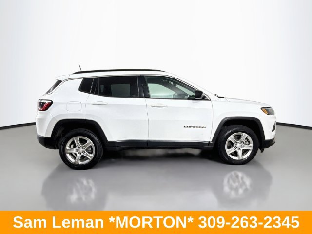 Used 2023 Jeep Compass Latitude AWD/4WD image 8