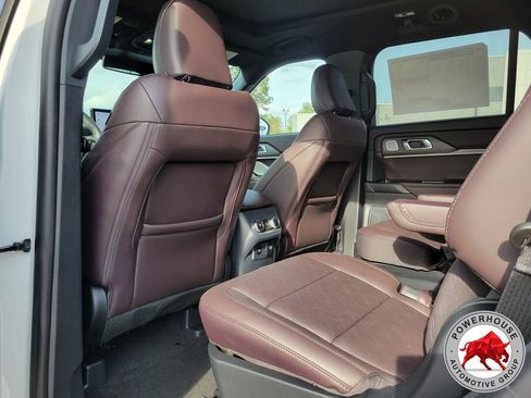 New 2026 Ford Explorer Platinum RWD image 16
