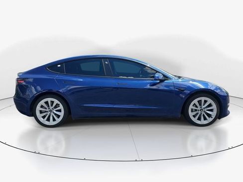 Used 2022 Tesla Model 3 RWD image 2