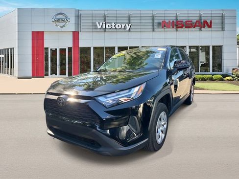 Used 2025 Toyota RAV4 LE FWD image 6